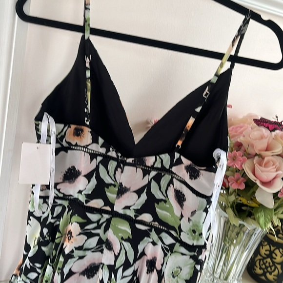 DB Studio floral dress/gown - Picture 4 of 4